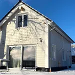 Schwedenhaus Fridhem Mit Panoramablick Auf Dem Huegel Hébergement de vacances