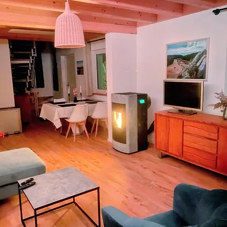 Schwedenhaus Fridhem Mit Panoramablick Auf Dem Huegel Tatil Evi