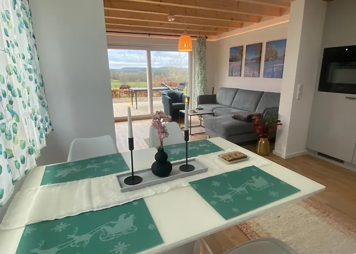 Schwedenhaus Fridhem Monschau- Weitblick 度假居