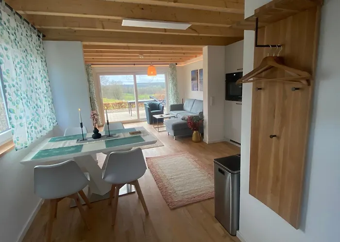 Feriehus Schwedenhaus Fridhem Monschau- Weitblick *