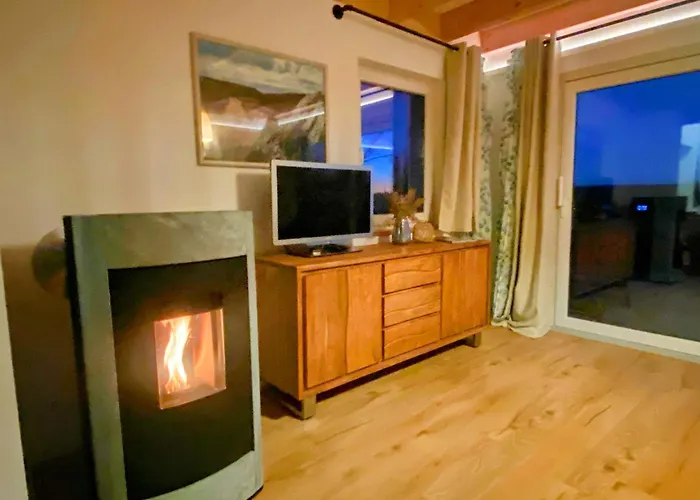 Helles Ferienhaus Mit Panoramablick Fridhem Auf Dem Huegel *