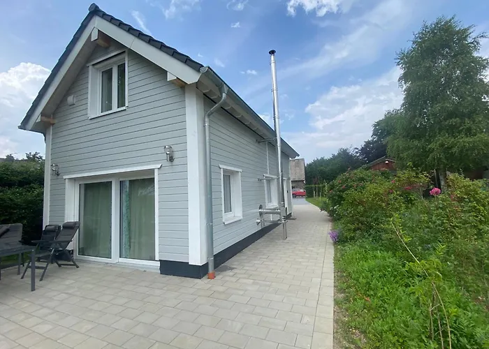 Helles Ferienhaus Mit Panoramablick Fridhem Auf Dem Huegel